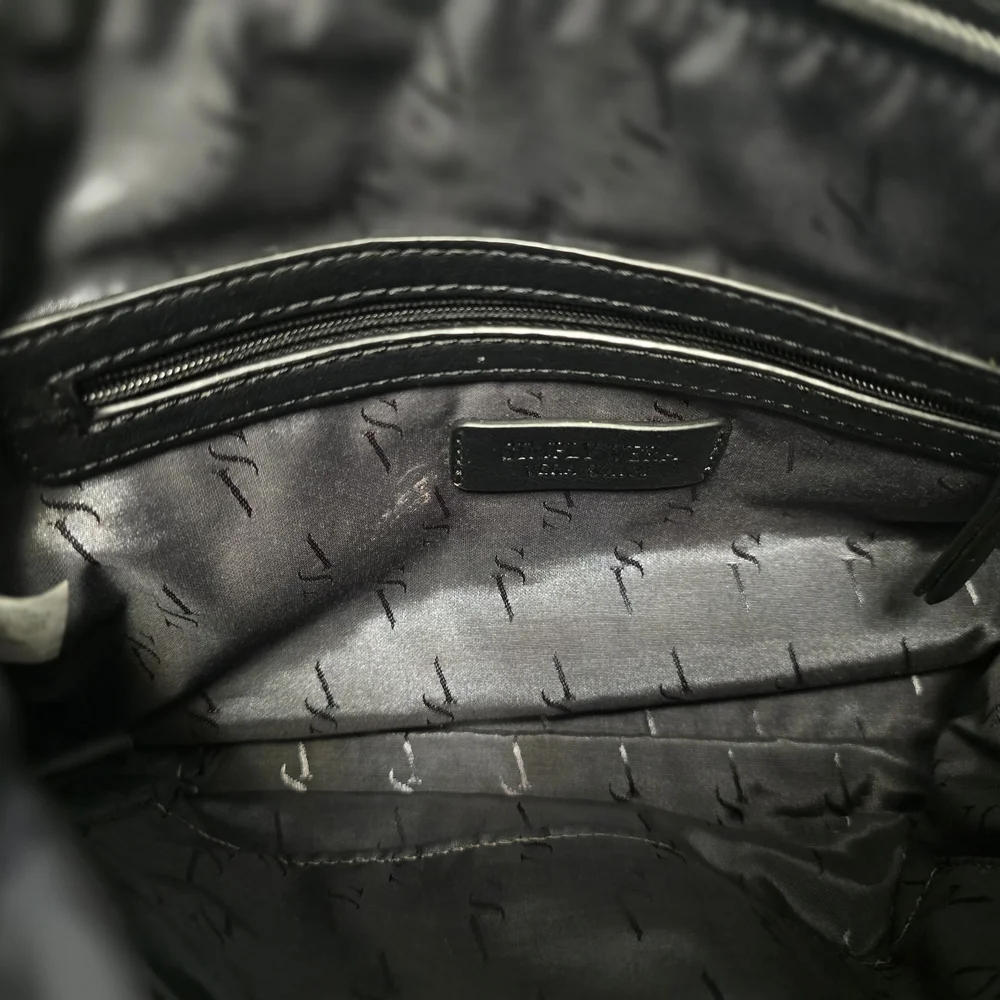 Simply Vera Vera Wang Black Textured Crossbody Bag - Picture 4 of 16